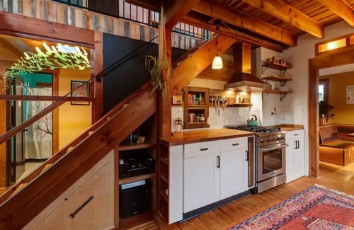 York House | Artistic timberframe in the heart of the City
