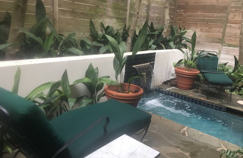 Greenway Plaza-Upper Kirby House | Artist’s Library; Private Swimming Pool in River Oaks Area