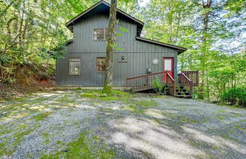 Sky Valley House | Artists Retreat at Sky Valley with 2-Story Deck