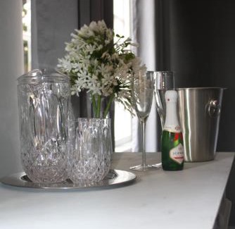 Moreleta Park House | Arum Lily Guest Rooms