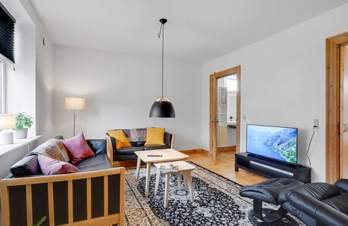 Glyngore House | "Arzu" - 100m to the inlet by Interhome