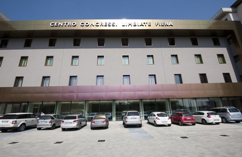 Limbiate Hotel | As Hotel Limbiate Fiera