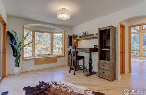 Boulder House | As Seen On TV: Boulder Mountain Retreat - 6 Bedroom, Walkable to Pearl, 2 acres