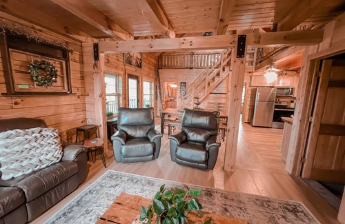Laurelville Cabin | Ash Ridge Lodge in Hocking Hills