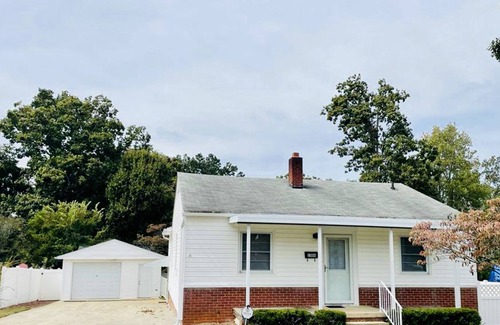 Asheboro House | Asheboro Getaway near downtown