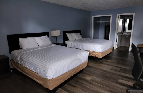 Plainfield Hotel | Ashley Motel