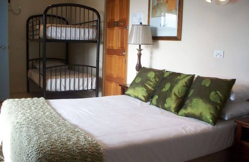 Cairns North Hotel | Aspect Central