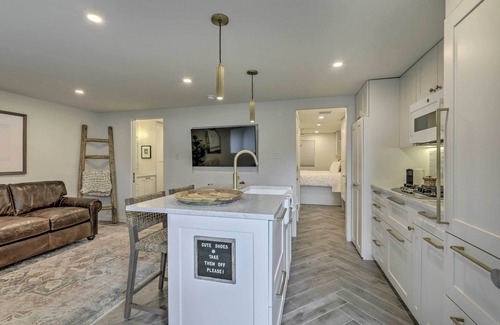 Aspen Condo | Aspen Condo w/Mountain Views & Ski Access!