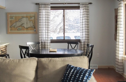 Grand Marais House | Aspen House - Stunning 4 Bedroom A-Frame