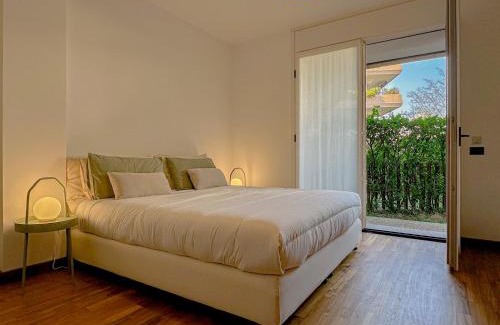 Lecco Apartment | Aspromonte Lakeside Suite - Lecco Garden Retreat