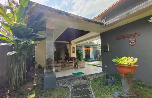 Batuan Villa | Asri Sari Ubud Villa & Resort