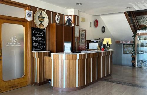 Deruta Hotel | Asso di Coppe