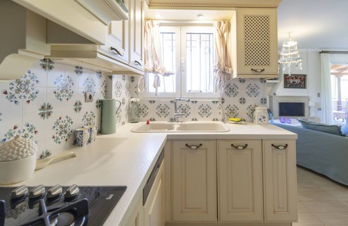 Stalida Villa | Astali Villa: Cozy Elegant Villa with Pool. 5-minute walk to the beach!