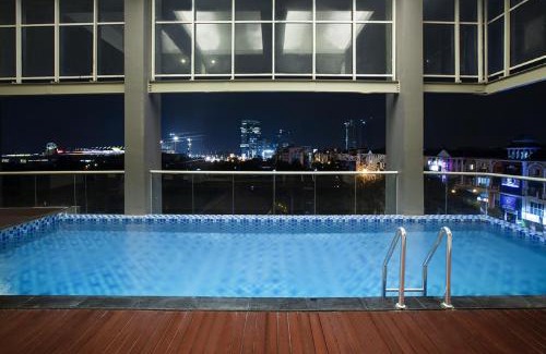 Gandaria-selatan Hotel | Aston Bellevue Radio Dalam