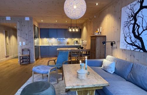 Atra Apartment | Astonishing Mountain Lodge at the top of Gaustablikk, 25m2 west facing terrace, 3 bedrooms