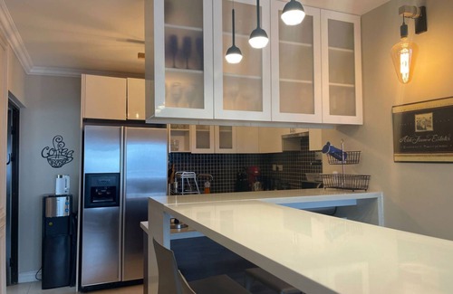 Kilimani Condo | Astoria Bliss - Walk to Restaurants, Bars & shops