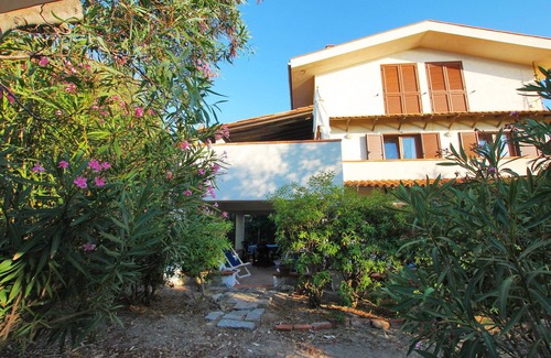 Piana Calzata Apartment | At 20 METERS (REAL!) from the BEACH with DIRECT ACCESS! 10 minutes from Cefalu