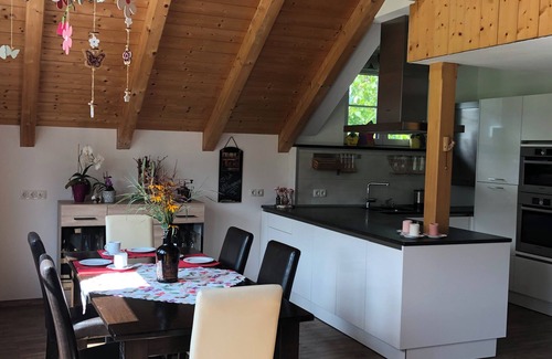 Bad Goisern Apartment | Komfortable Ferienwohnung mit Charme. Optimal für Familien, Paare und Freunde