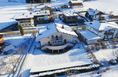Bruck an der Grossglocknerstrasse Apartment | Panorama Apartments Bruck TOP 2