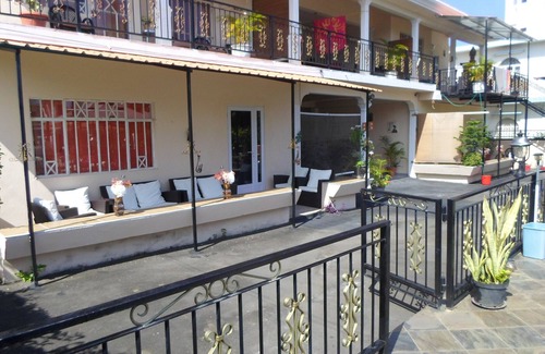 Flic-en-Flac Villa | At Dalais Apartment