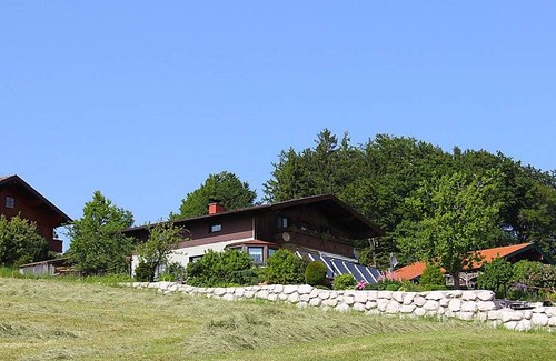 Kirchberg bei Mattighofen Apartment | 100 m² Apartment ∙ 2 bedrooms ∙ 6 guests