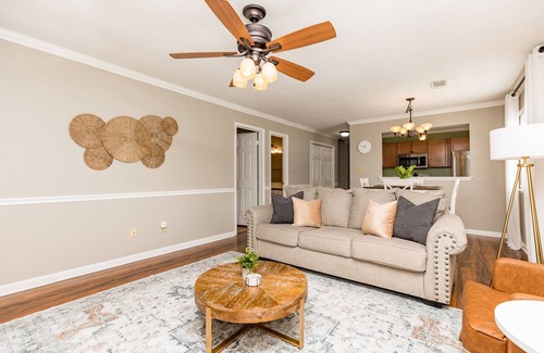 Warner Robins House | At Home+1 | Stylish 2BR Townhome | Fenced Yard