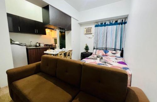 Muntinlupa Apartment | At Home Condo With Free Pool Access