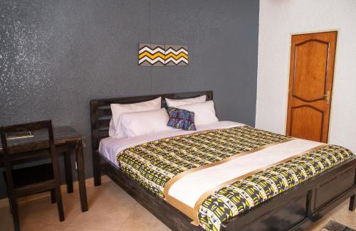 Remera Bed & Breakfast | AT HOME VILLAs B&B