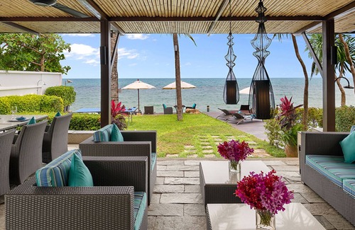 Bang Po Villa | At Last You and Your Friends can Rent a Luxury Villa with 24/7 Concierge and Private Chef