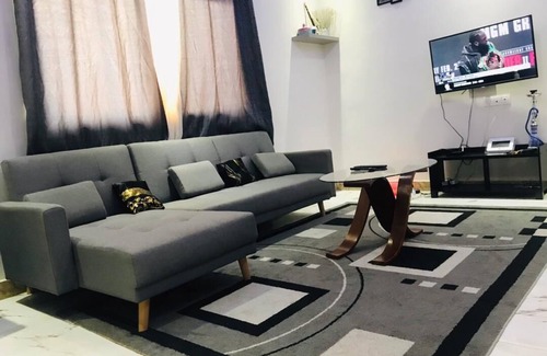 Les Almadies House | At mayaa udders dakar