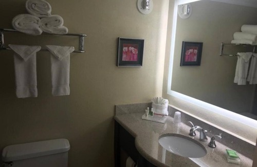 Alafaya House | At only minutes from Central Florida Research Park and Quadrangle Office Park