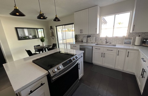 Alta Mesa Community Association House | At “Superstition Mtn. Majestic Getaway”, enjoy tranquility in and views outside