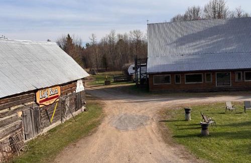 North Algona Wilberforce House | At the Farmhouse - New Frontiers Retreat