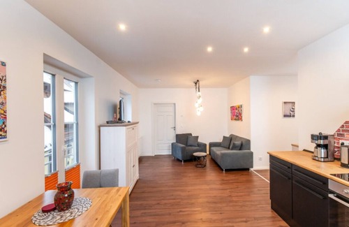 Eckental Apartment | At the gateway to Franconian Switzerland - Apartment with bedroom