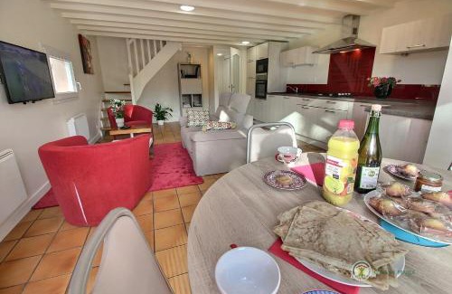 Plourivo House | at the gite du bois damore in a quiet area 2,5km from the city - from the sea