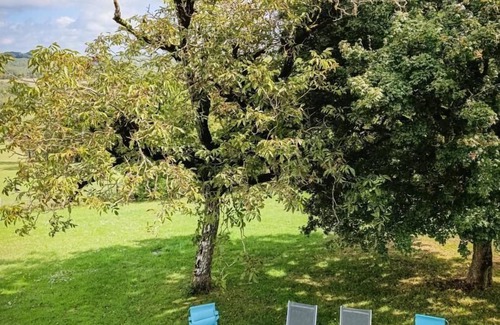 Montamel House | AT THE HEART OF TOURIST ATTRACTIONS