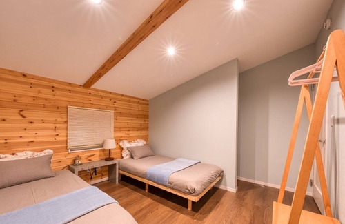 Hokuto House | At the southern foot of Mt Yatsugatake not far f / Hokuto Yamanashi