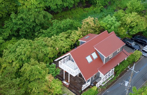 Hokuto House | At the southern foot of Mt Yatsugatake not far f / Hokuto Yamanashi