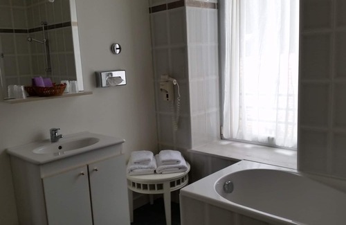 L'Aber Vrac'h Apartment | At the Water Course - Port of ABER WRAC'H