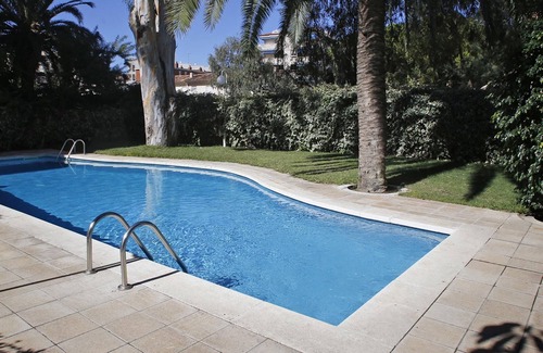 Torredembarra Apartment | AT011 LES PALMERES: Apartment for 5 people with pool on the beach front