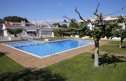 Torredembarra Apartment | AT013 TORREMUNTS: Apartment with pool and sea views 350m from the beach