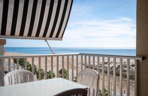Torredembarra Apartment | AT020 Apartamento con preciosas vistas de la playa La Paella