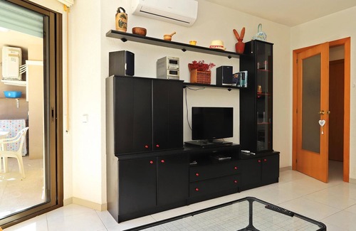 Torredembarra Apartment | AT039 LES DUNES: Apartment with A/C and pool 300 m from the beach
