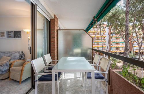 Torredembarra Apartment | AT080 Pins, comunidad con piscina en 1ra línea de la playa