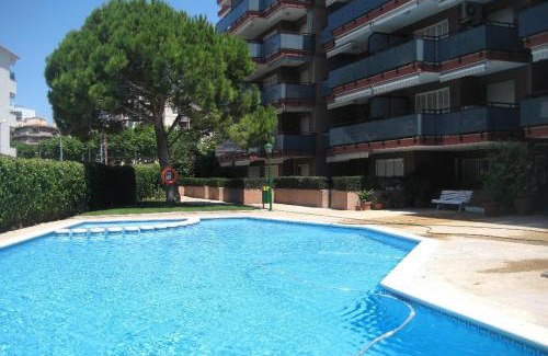 Torredembarra Apartment | AT121 Con piscina y cerca de la playa