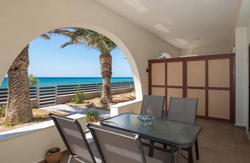 Keratokambos Apartment | Atalanti Seaside Junior Suite 2