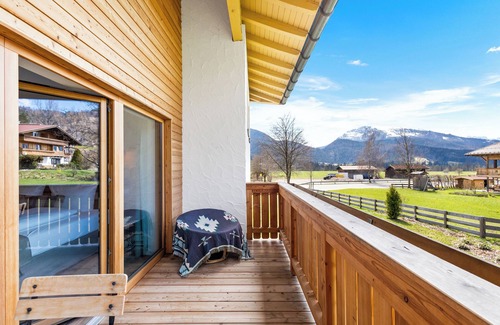 Reit im Winkl Apartment | Atelier Walchsee | mountain view, pool & sauna