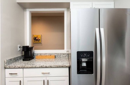 Athens Apartment | ATH Apple - Convenient to UGA & Downtown!