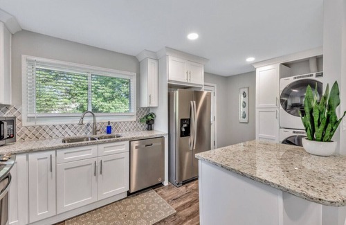 Mableton House | ATH-New Modern Mableton- Ranch- Fenced4Pets (811)