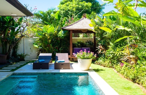 Sanur Villa | Athena 2 – A Romantic One-Bedroom Getaway